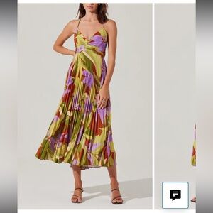 ASTR Floral Pleated Midi Dress
